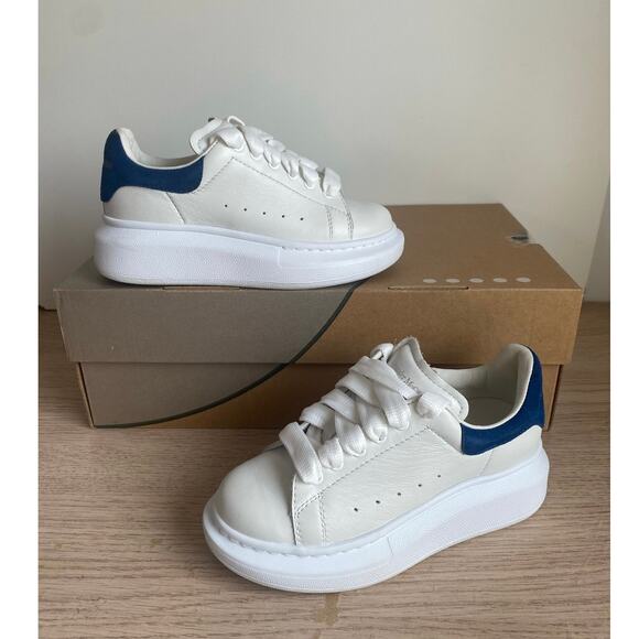 RARE Alexander McQueen Molly Kids Wht/ Paris Blue Leather Sneaker - SZ 28/ 11 C - Picture 1 of 15